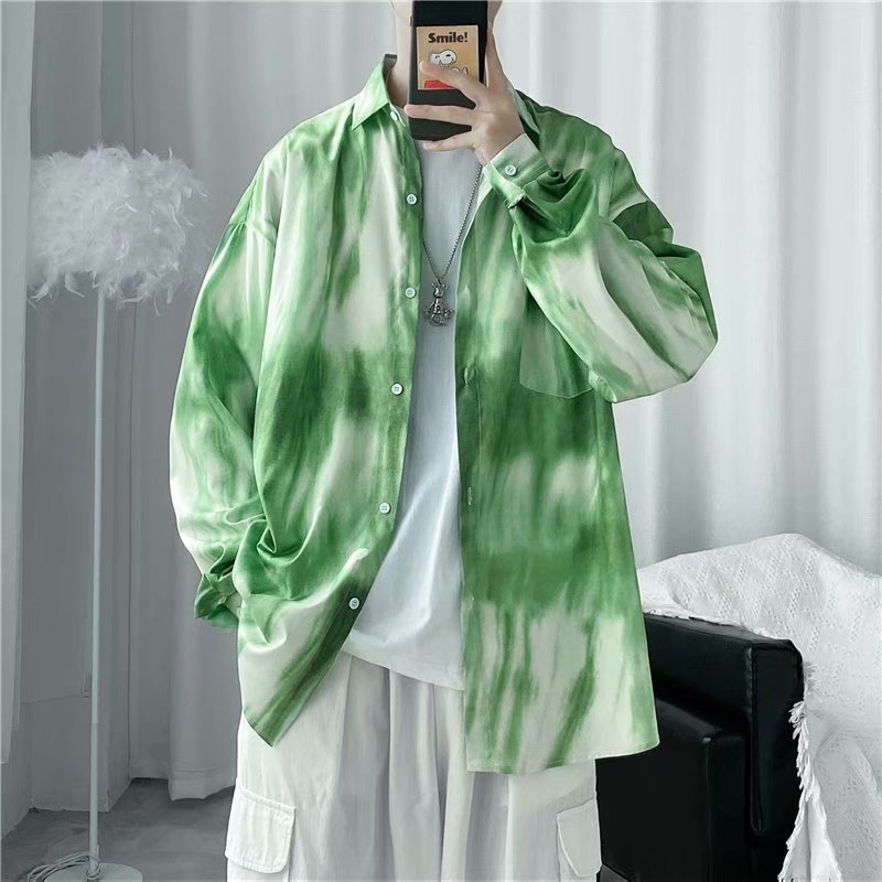 Men's Casual long sleeve shirt - lightweight button-up for spring & autumn.
