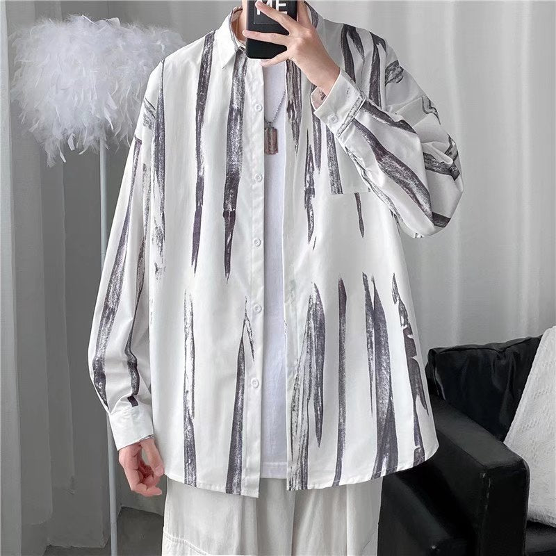 Men's Casual long sleeve shirt - lightweight button-up for spring & autumn.